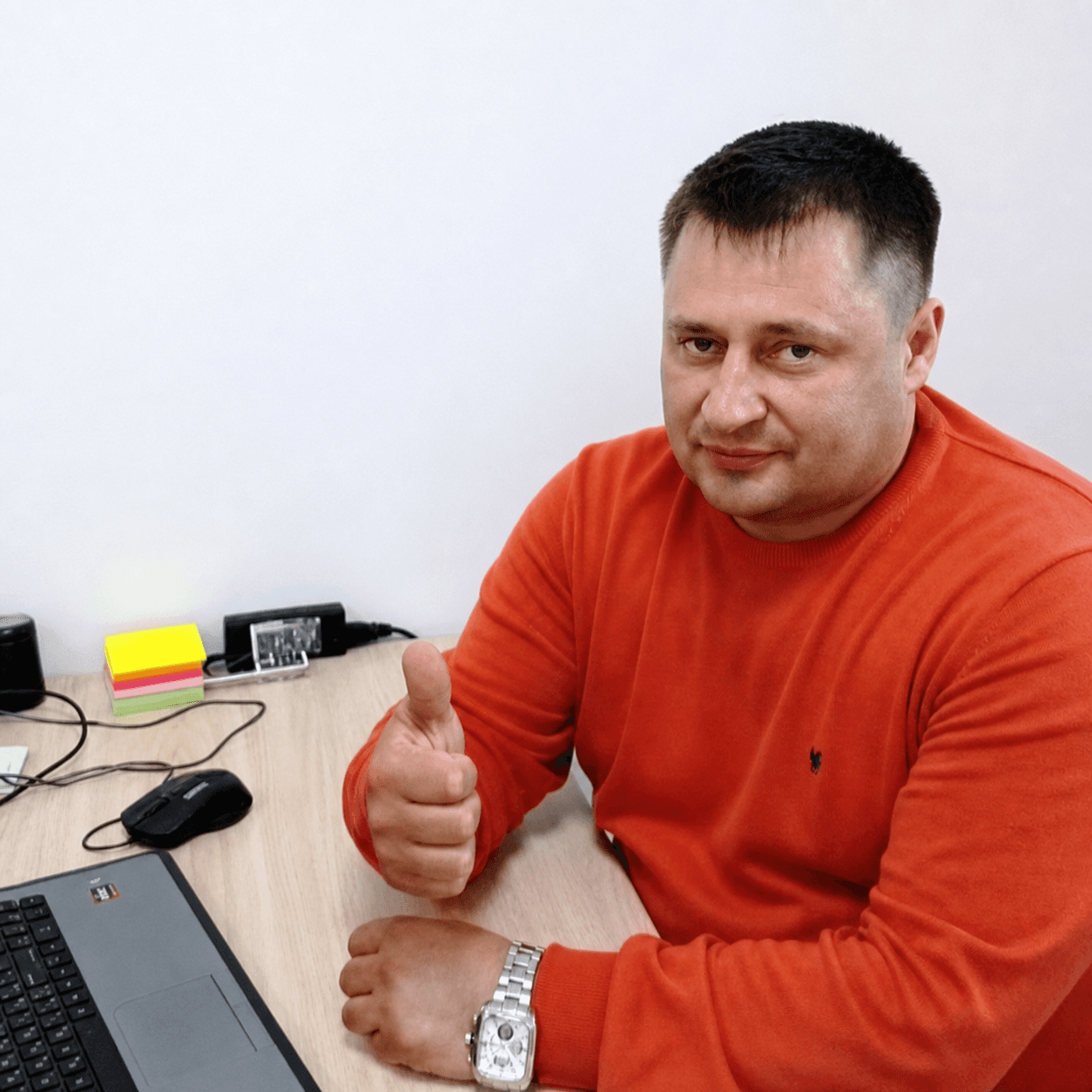 Максим Гелиевич, руководитель компании Балконные технологии
